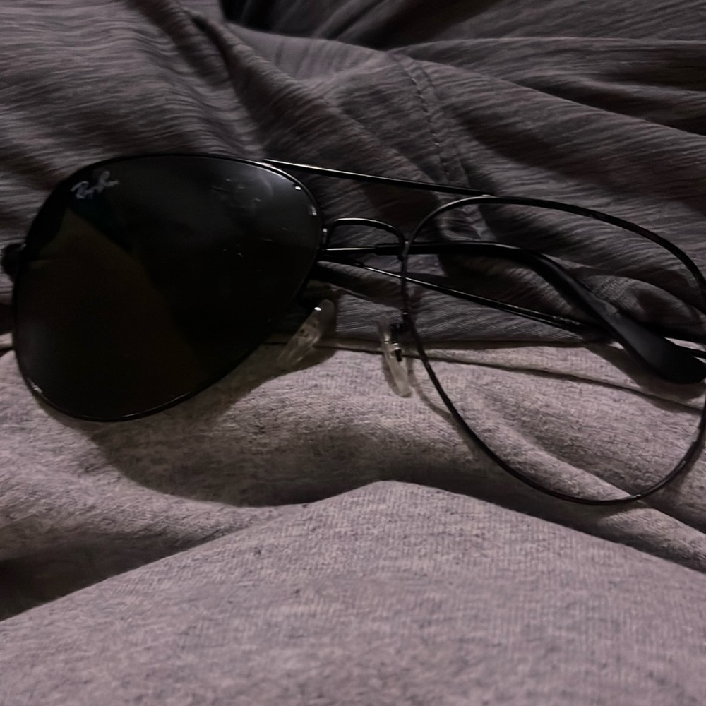 Ray Ban Aviators *missing lens*